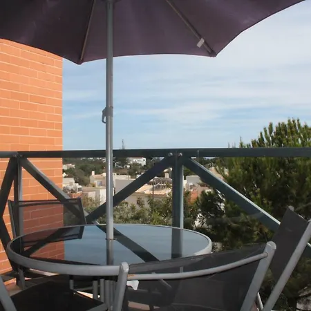 Com Piscina Em Albufeira, Corcovada Apartmán