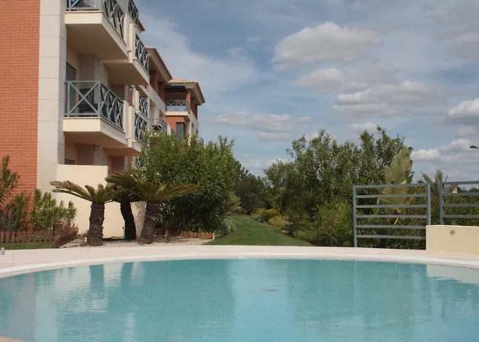 Com Piscina Em Albufeira, Corcovada